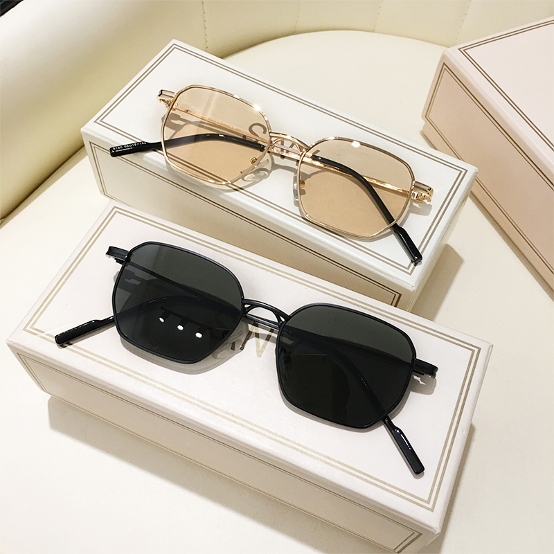 Men'S Vacation Accessories - Lunettes de soleil rectangulaires en métal