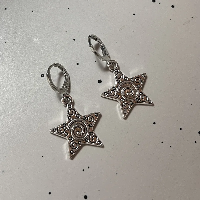 Boucle d'oreille pendentif éto - Men'S Accessories In The 90S avis et prix