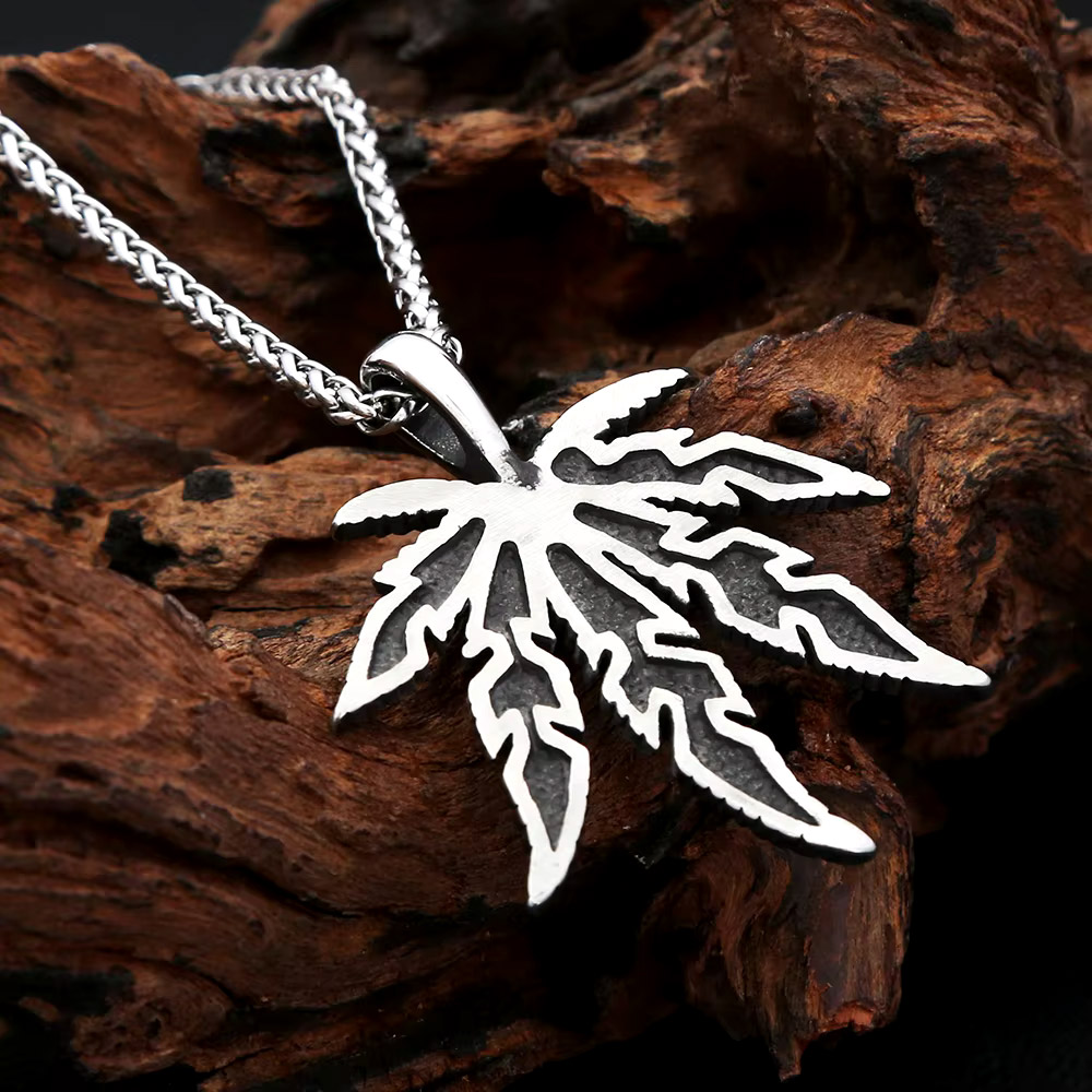 Collier pendentif vintage en f - Men'S Vacation Accessories avis et prix